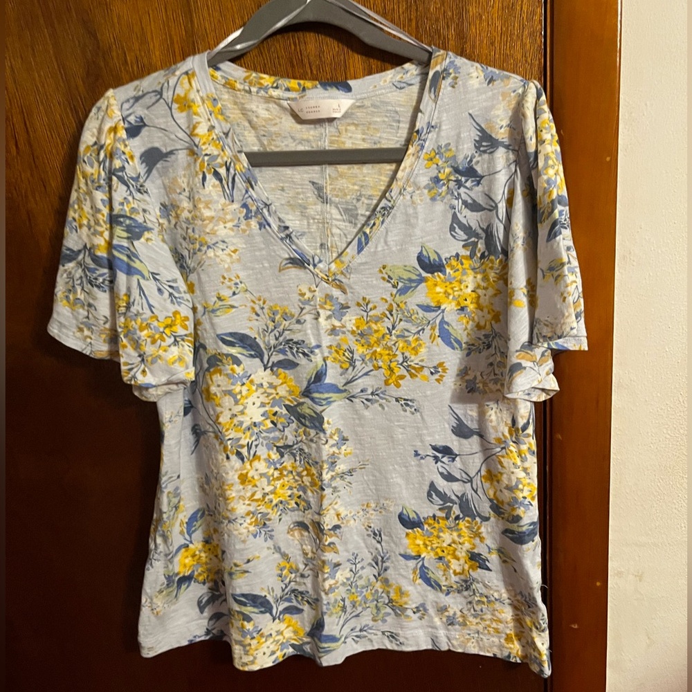 LC Lauren Conrad Floral V-Neck Top - Blue and Yellow